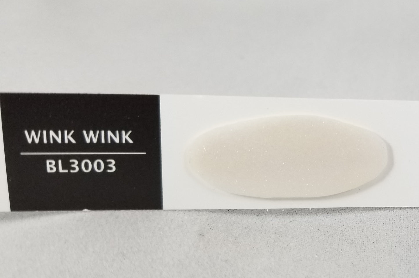 GLAM GLITS Pha Trộn Màu Ombre - BL3003 Nháy Mắt Nháy Mắt