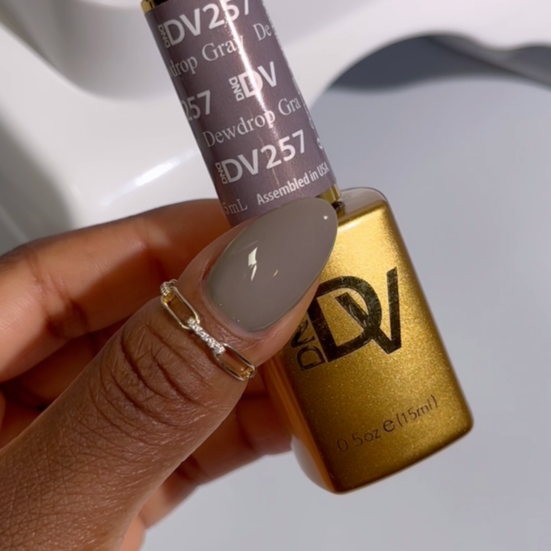 DND DC 9D CatEyes Gel #10 – Ember Enchantress