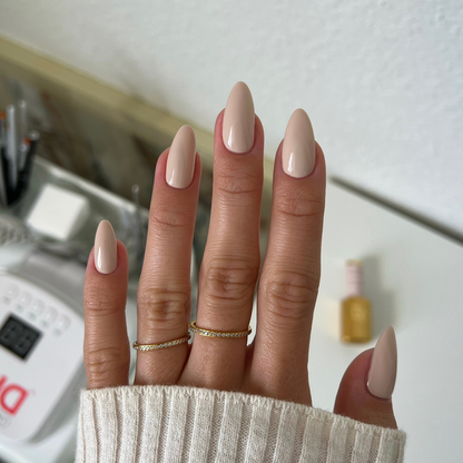 DND DC 9D CatEyes Gel #10 – Ember Enchantress