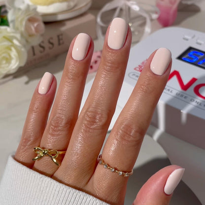 DND Diva Gel & Nail Polish - Paint Me Like A French Girl #095