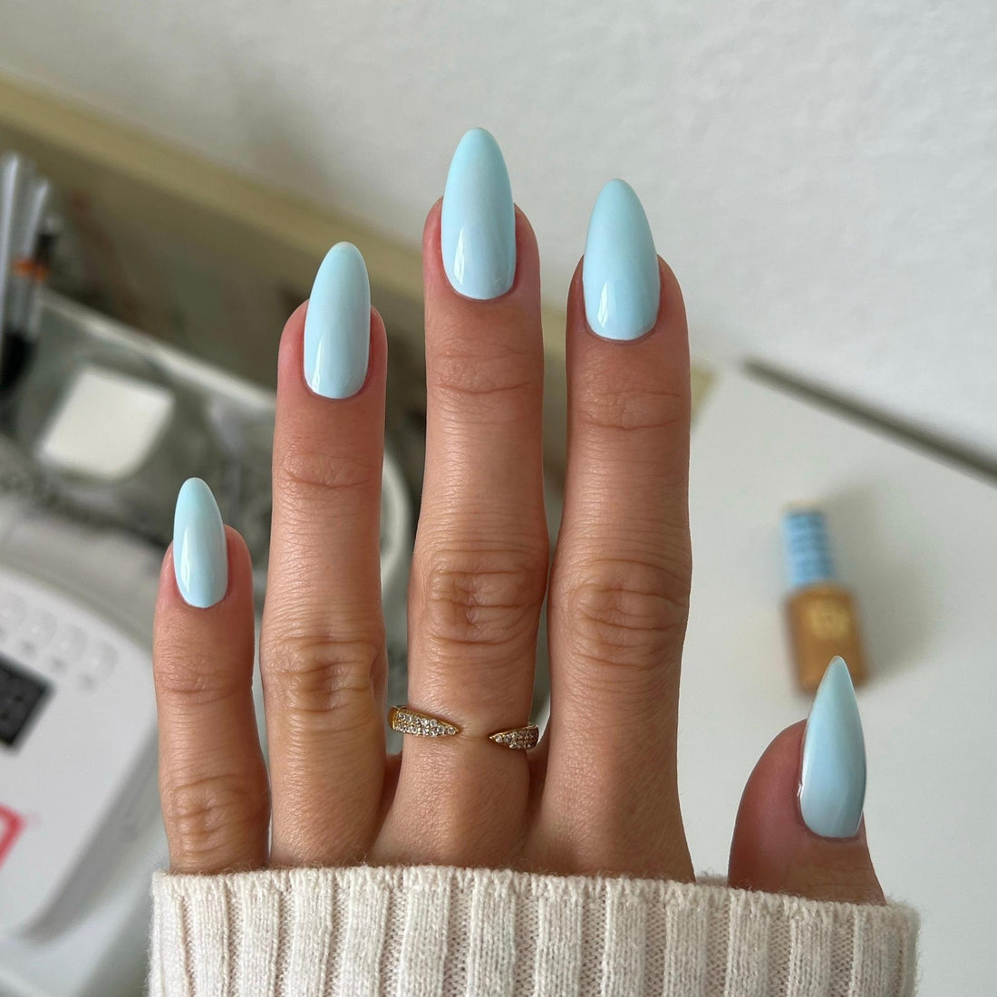 DND Diva Gel & Nail Polish - Lather Me Up #108