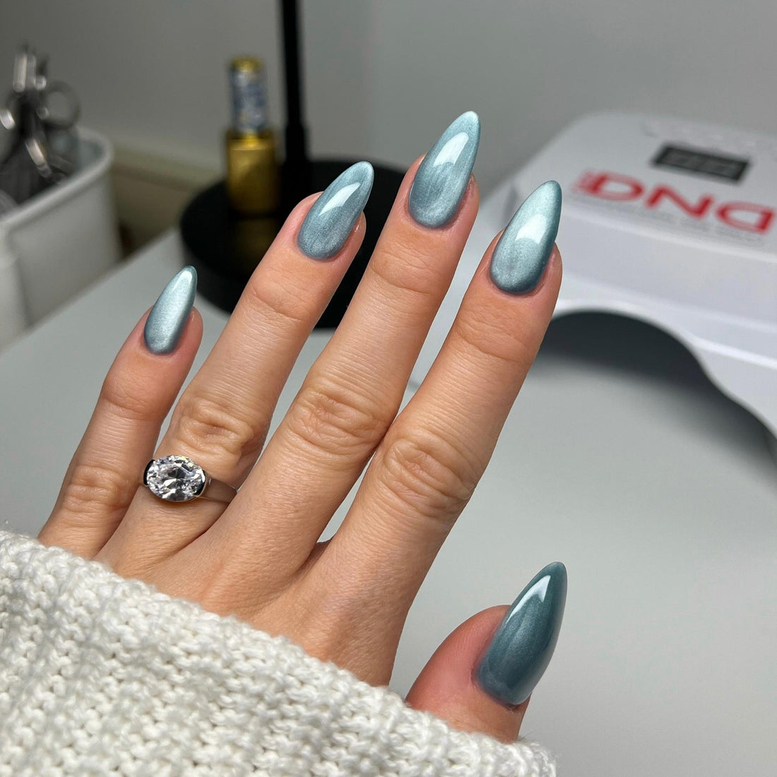 DND Diva Glass Ball Collection 9D Cateyes #10 Glass Slippers