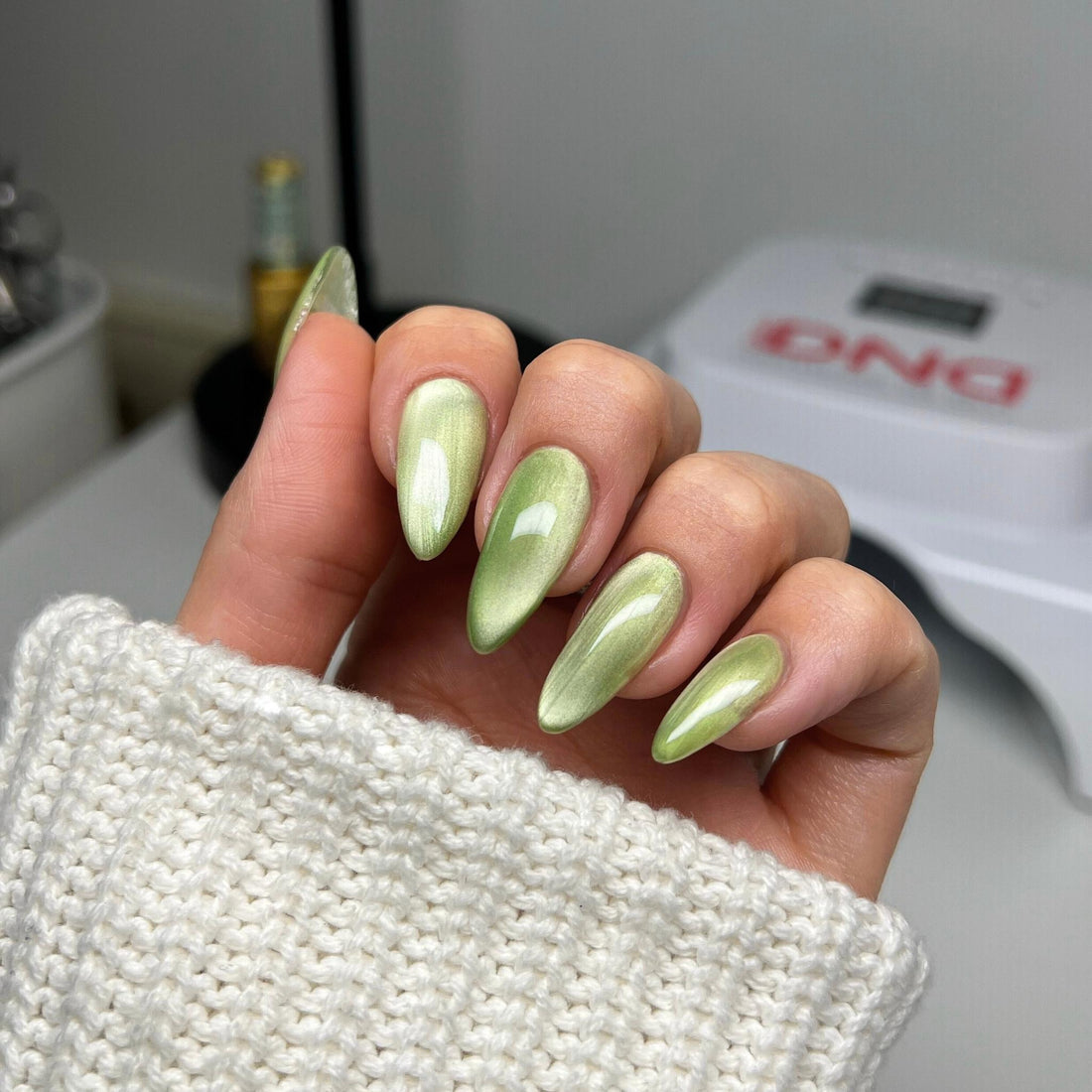 DND Diva Glass Ball Collection 9D Cateyes #12 Prowl Leafy