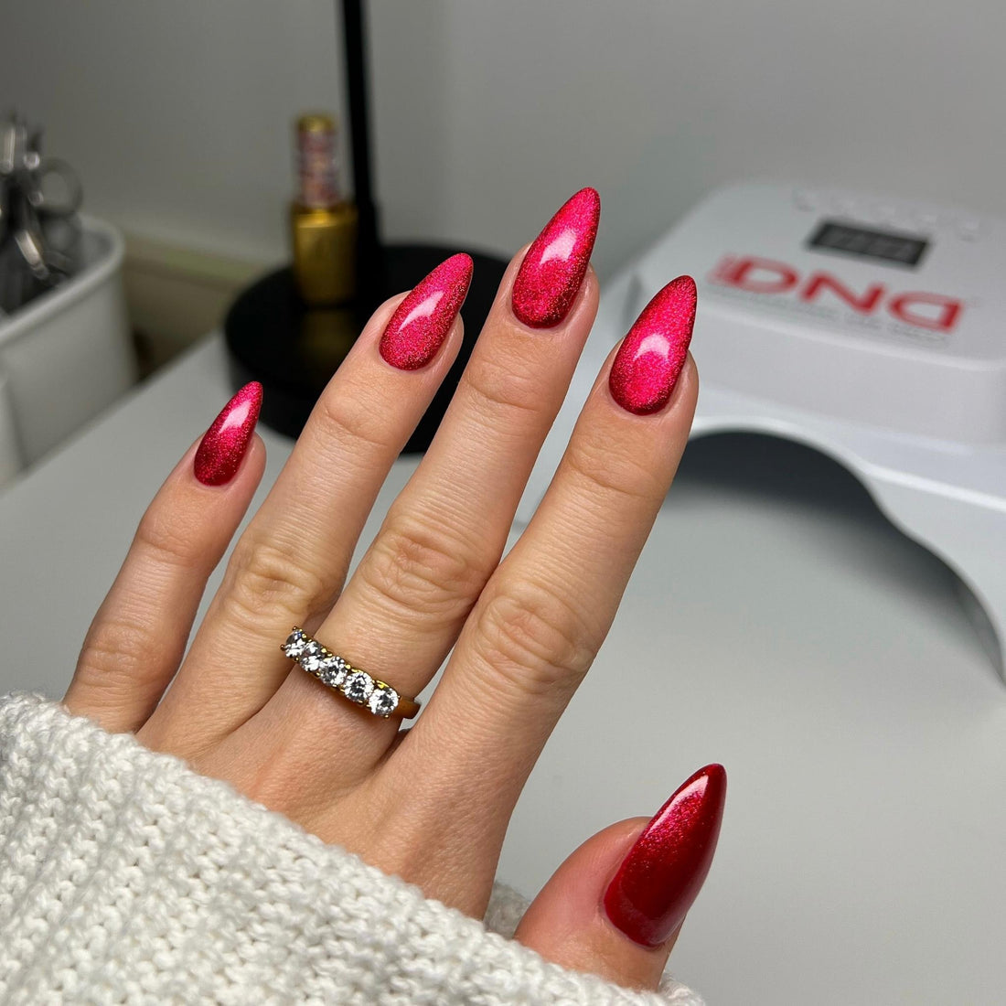 Esmalte de uñas y gel DND DC Duo 166 - Rosa duro