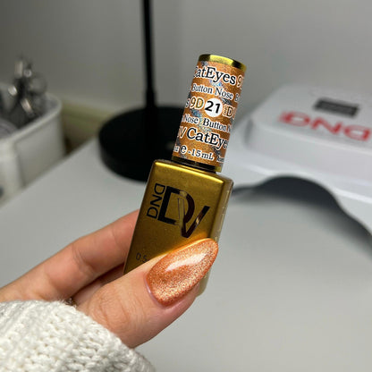 Esmalte de uñas y gel DND DC Duo 166 - Rosa duro