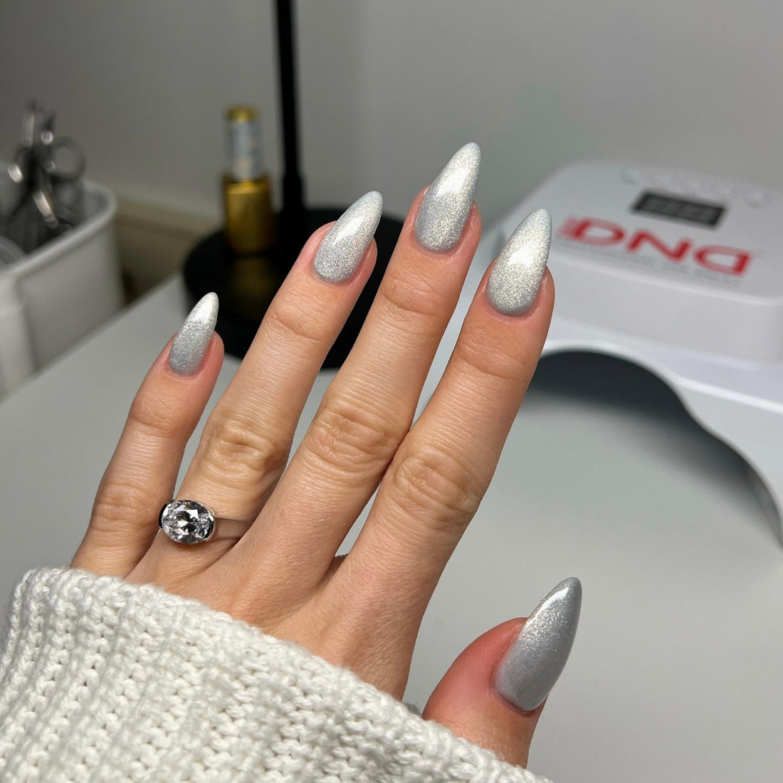 Esmalte de uñas y gel DND DC Duo 166 - Rosa duro