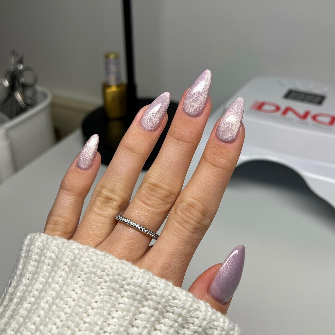 Esmalte de uñas y gel DND DC Duo 166 - Rosa duro