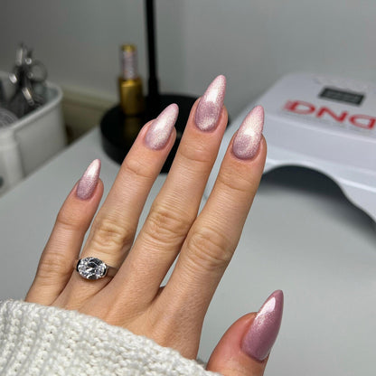 Esmalte de uñas y gel DND DC Duo 166 - Rosa duro