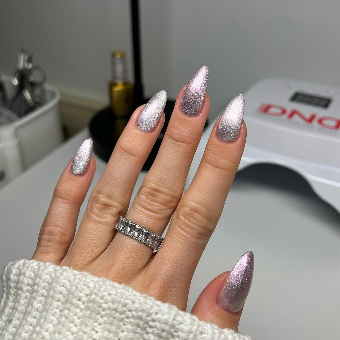 DND DC 9D CatEyes Gel #10 – Ember Enchantress