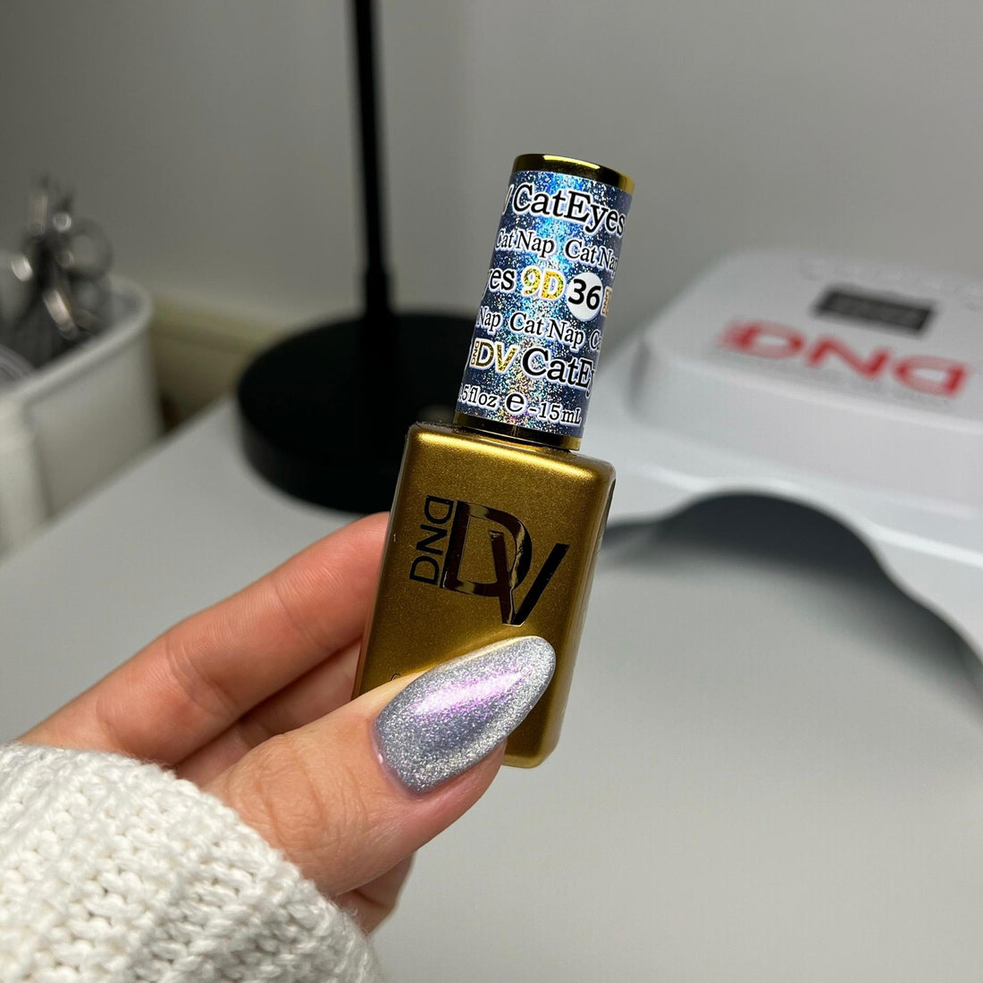DND DC 9D CatEyes Gel #10 – Ember Enchantress
