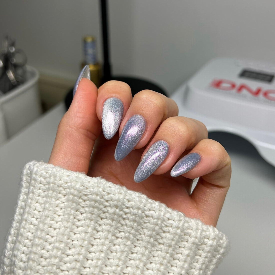 DND DC 9D CatEyes Gel #10 – Ember Enchantress