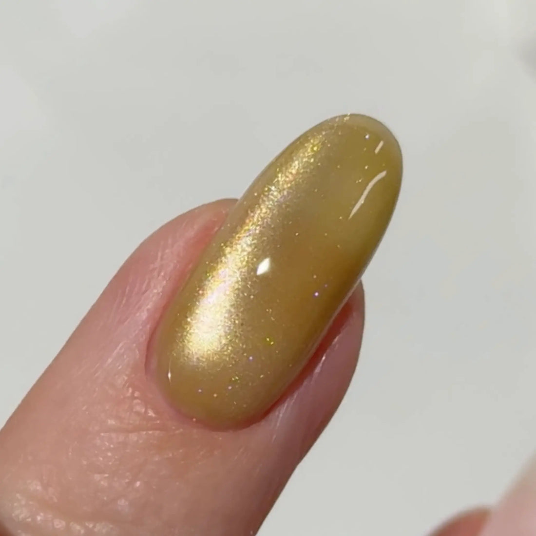 Esmalte de uñas y gel DND DC Duo 166 - Rosa duro