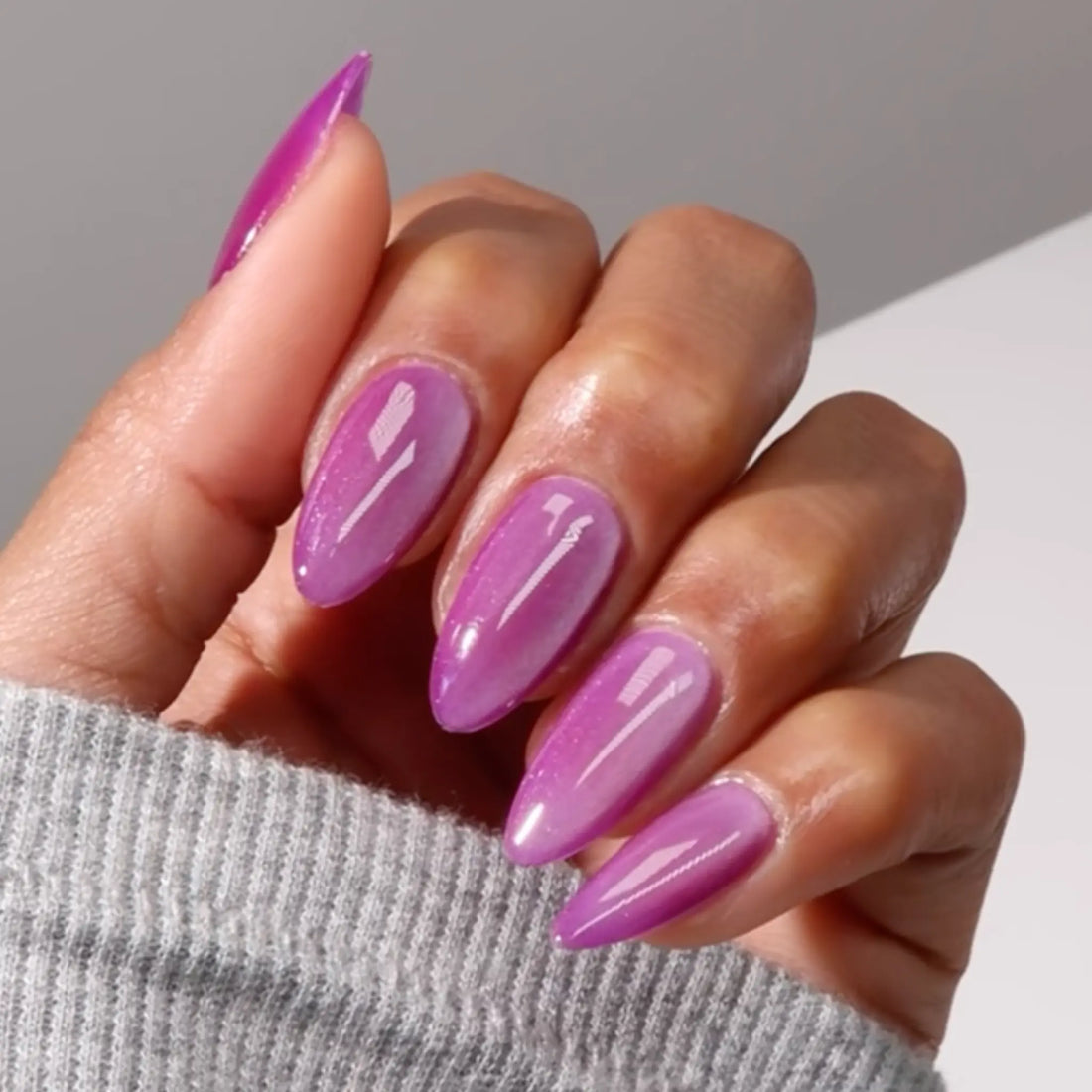 Esmalte de uñas y gel DND DC Duo 166 - Rosa duro