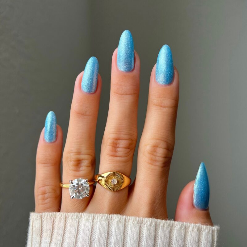 DND DC 9D CatEyes Gel #10 – Ember Enchantress