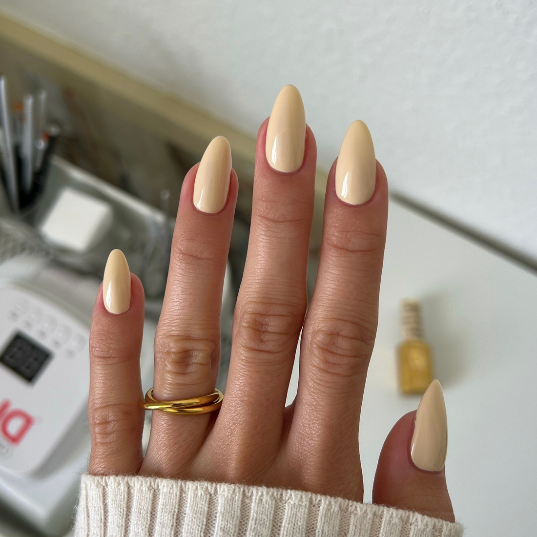 DND DC 9D CatEyes Gel #10 – Ember Enchantress