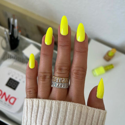 Esmalte de uñas y gel DND DC Duo 166 - Rosa duro