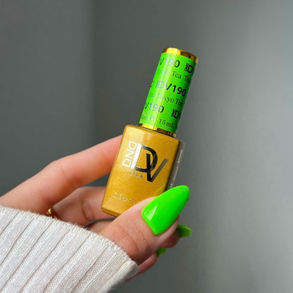 DND DC 9D CatEyes Gel #10 – Ember Enchantress