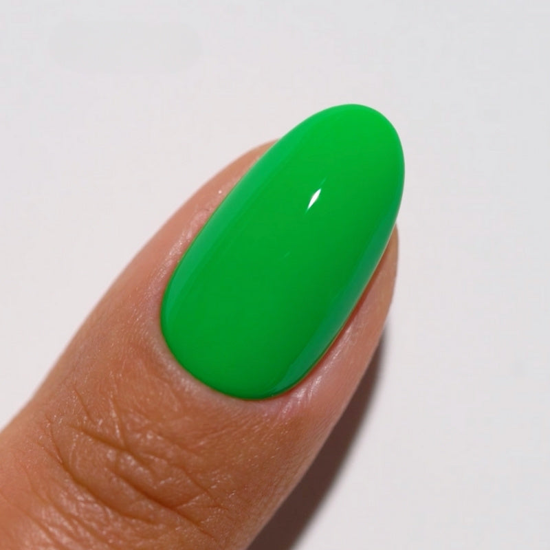 DND Diva Gel & Nail Polish - Lawn Green #192