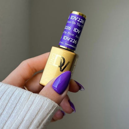 DND DC 9D CatEyes Gel #10 – Ember Enchantress