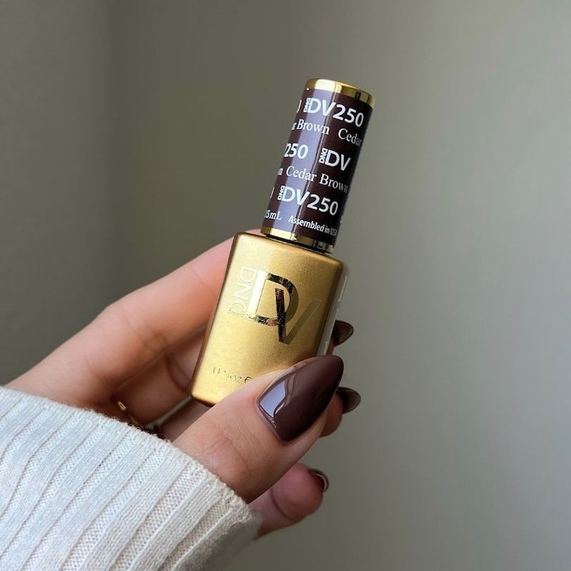 DND DC 9D CatEyes Gel #10 – Ember Enchantress