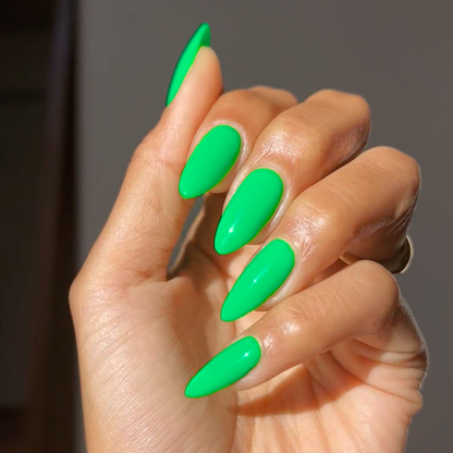 DND DC 9D CatEyes Gel #10 – Ember Enchantress