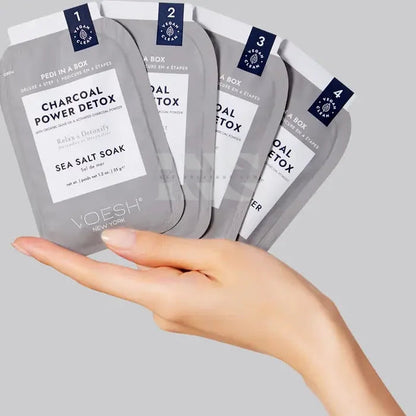 VOESH Deluxe Pedicure In A Box 4 In 1 (Hộp 50 gói) - than hoạt tính thải độc 